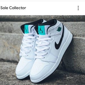 Jordan 1 Retro Mid White Black Hyper Jade GS